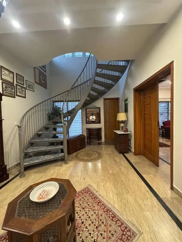 Slightly Used One Kanal Bungalow For Sale in DHA Phase 5, Lahore