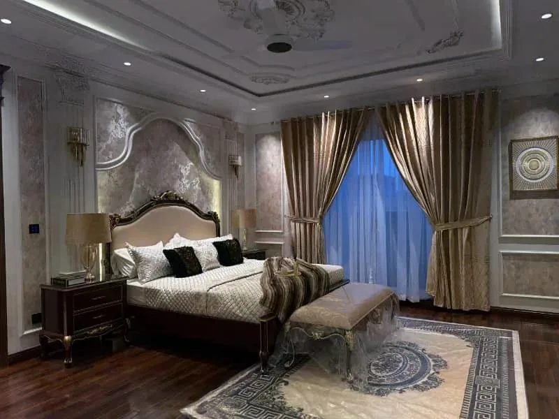 Stunning 1 Kanal Fully Furnished Luxurious Bungalow in DHA Phase 6