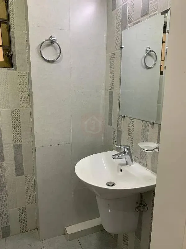 4-Bedroom Apartment on 1st Floor in Askari Heights 5 for Sale