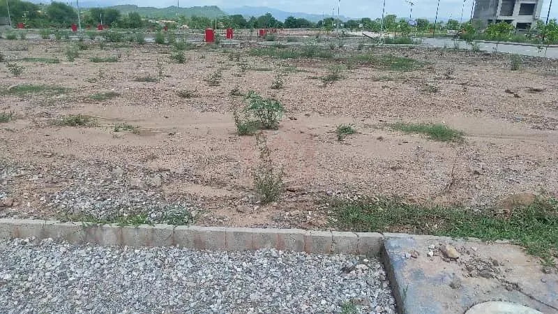 5 Marla Residential Plot in Bahria Enclave Sector I | Possession & Utilities Settled