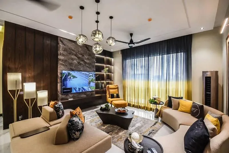 1 Kanal Stunning Lawn + 1 Kanal New Luxury Bungalow For Sale Near DHA Raya Fairways