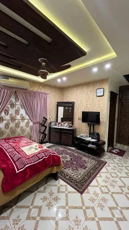 Prime Location 23 Marla Corner Triple Unit Fully Furnished House for Sale