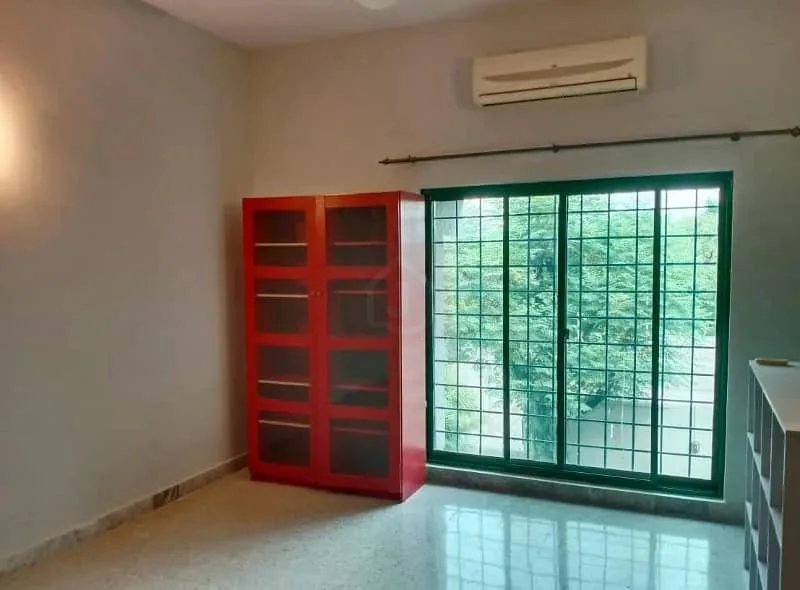 Demolished House for Sale in Prime F-6 Location