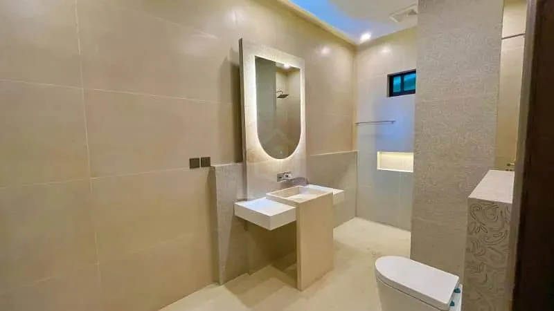 1 Kanal Contemporary Home Available in DHA Phase 2, Islamabad