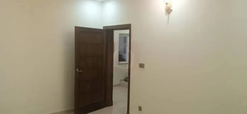10 Marla Residence Available in Top City 1 - Block D