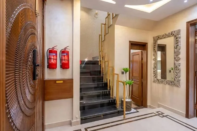 10 Marla House Available Close to Park