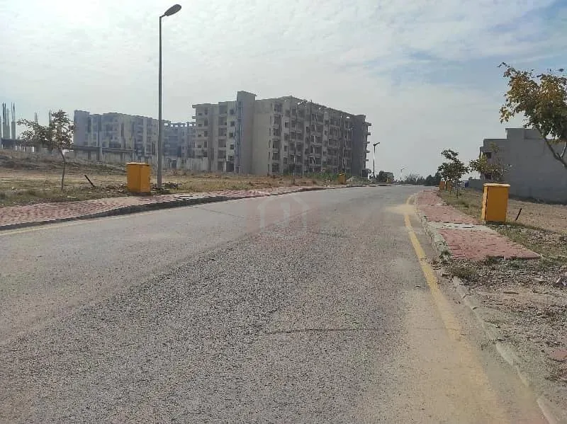 8 Marla Residential Plot Available in Sector J, Bahria Enclave Islamabad - Street 11