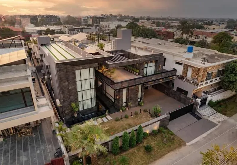 Luxury 2 Kanal Bungalow for Sale in DHA Phase 3, Lahore