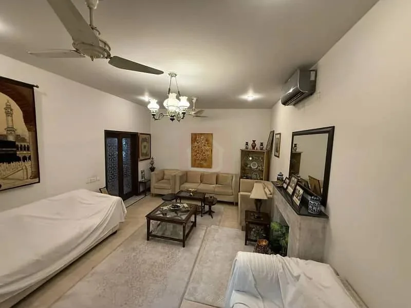 One Kanal Modern House for Sale in DHA Phase 3, Lahore