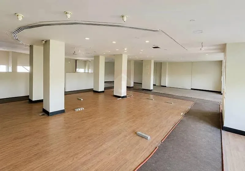 3000 SQFT Office Available in Islamabad's Blue Area
