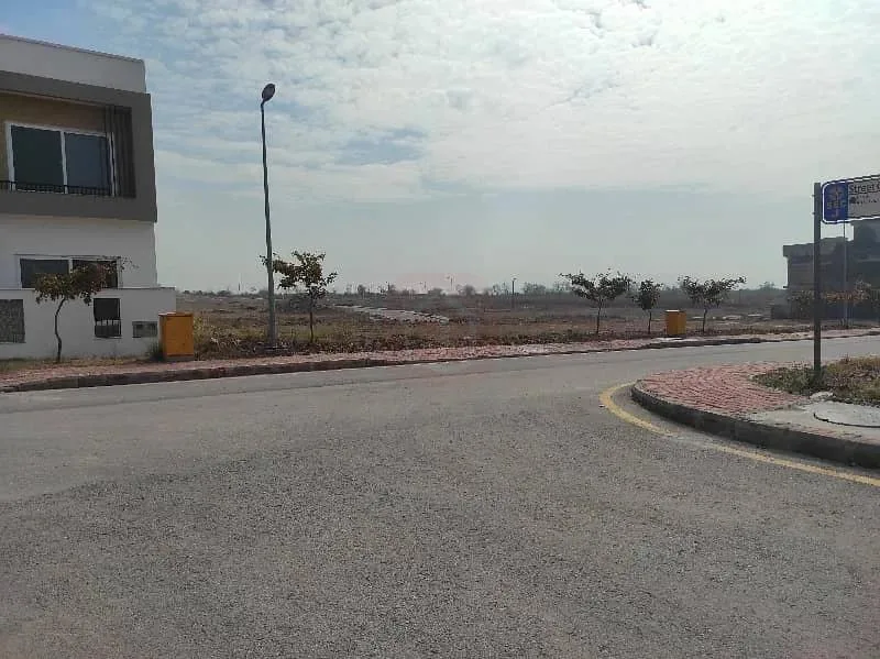 8 Marla Residential Plot Available for Sale in Bahria Enclave, Sector J, Islamabad