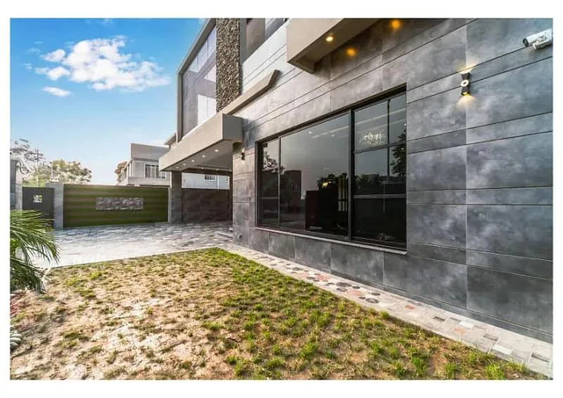 One Kanal Fully Furnished Bungalow for Sale in DHA Lahore