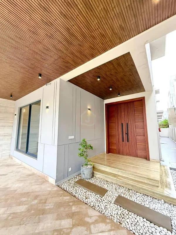 1 Kanal Stylish Home Available for Purchase in DHA-2