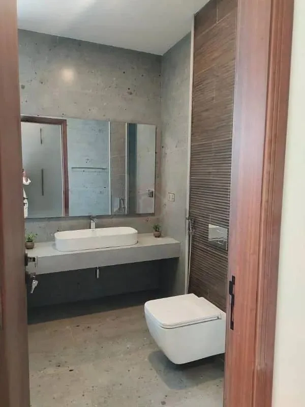 Spacious One Kanal Luxurious Home Available in DHA Defence Phase 2