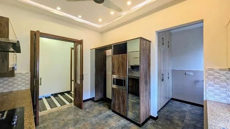 1 Kanal Stunning Home Available in DHA Phase 2, Islamabad