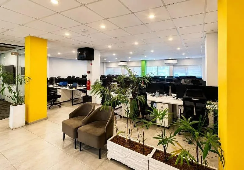 Furnished Office Space of 2750 SQFT in Blue Area