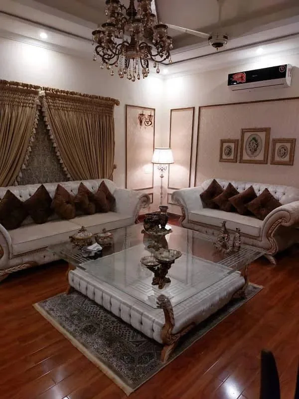 Modern One Kanal Bungalow for Sale in DHA Lahore