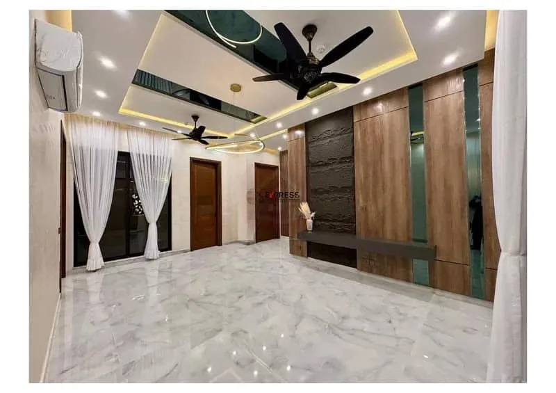 Stunning One Kanal Luxury Bungalow with 2 Servant Quarters for Sale in DHA Lahore