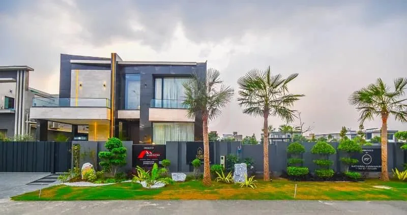 1 Kanal Stunning Lawn + 1 Kanal New Luxury Bungalow For Sale Near DHA Raya Fairways