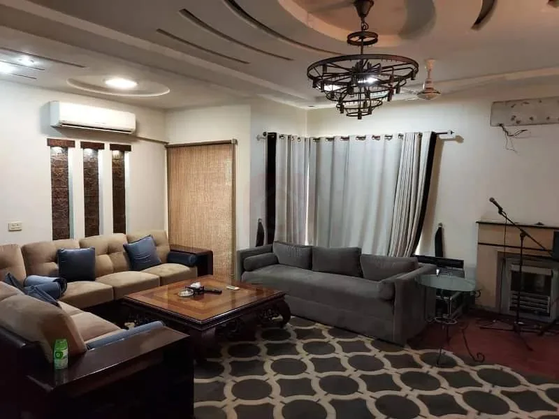 One Kanal Bungalow for Sale in DHA Lahore Near Park and Commercial Area