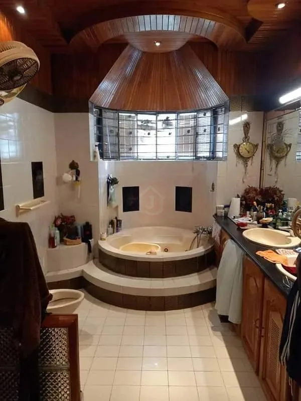 Stunning 2 Kanal Spanish-Style Bungalow for Sale in DHA Lahore
