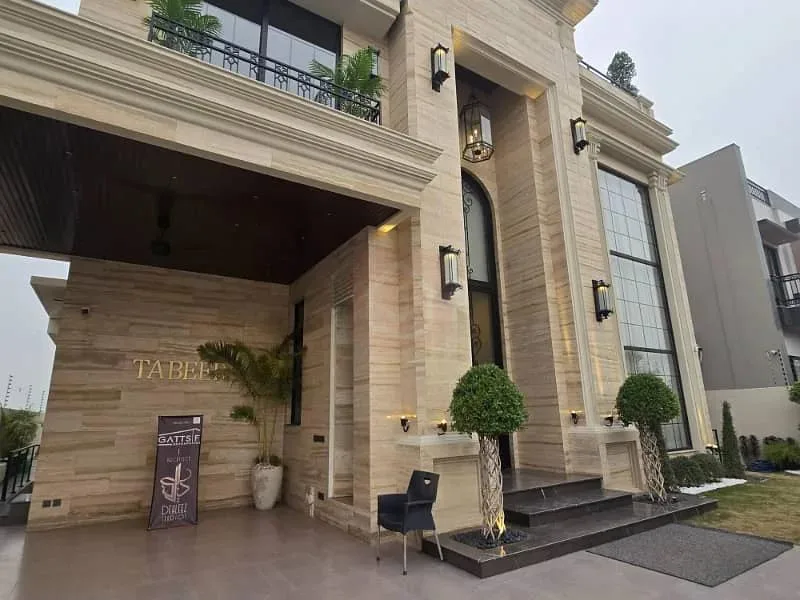 1 Kanal Fully Furnished Italian-Style Bungalow for Sale