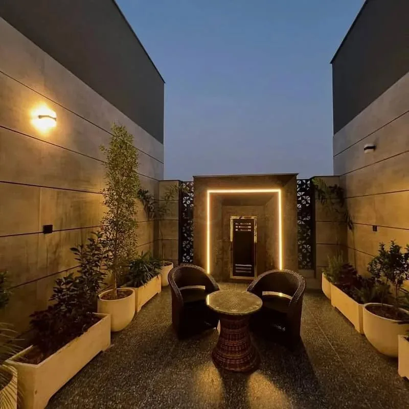 Stunning 2 Kanal Fully Furnished Bungalow with Pool in DHA Lahore