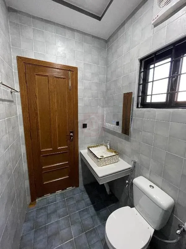 Stunning Mansion for Sale in A Block, Top City 1
