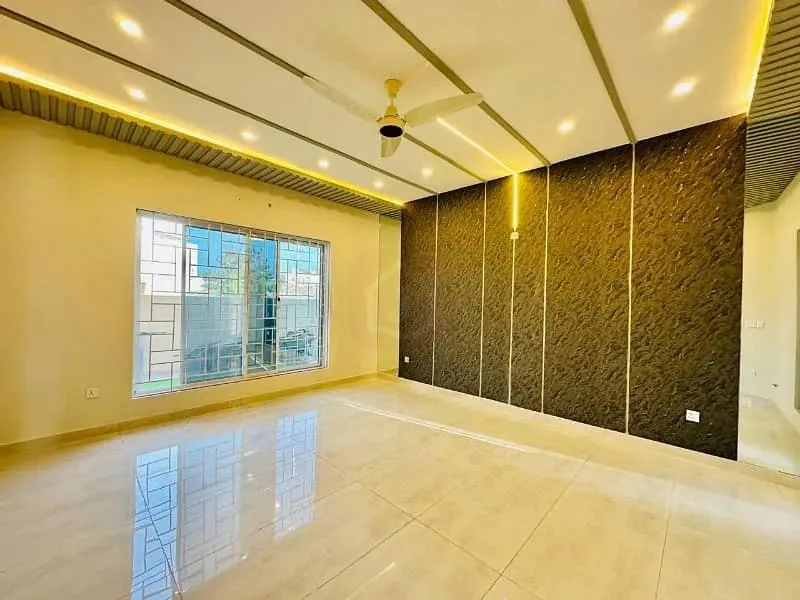 New 4 Bedroom House for Sale in Emaar Canyon Views - 14 Marla