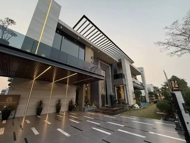 Fully Furnished 2-Kanal House for Sale in DHA Lahore Phase 6 Near Dolmen Mall