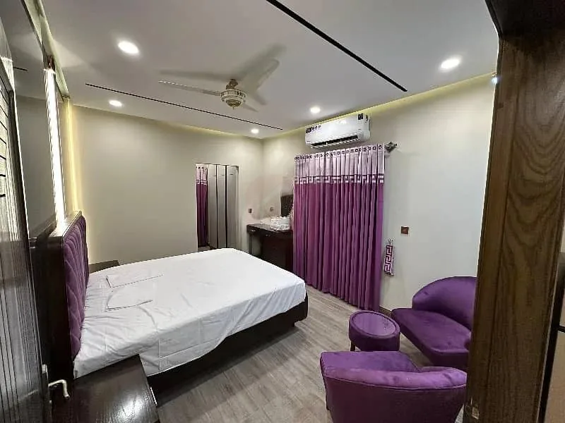 Attractive 1800 Square Feet Apartment for Rent in Zeta-1 Mall
