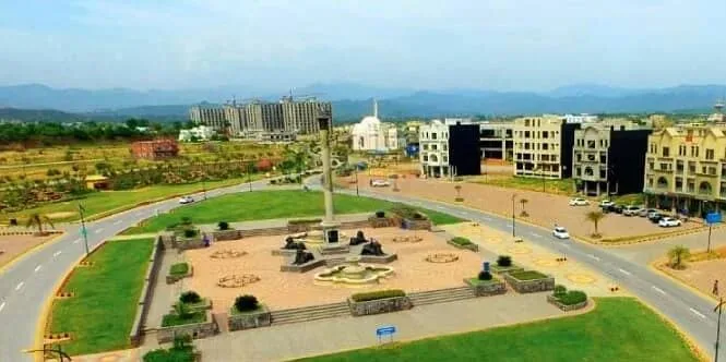 8 Marla Plot Available in Sector J Bahria Enclave