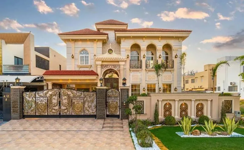 Brand New Spanish Villa on 1 Kanal Near LUMS in DHA Phase 5