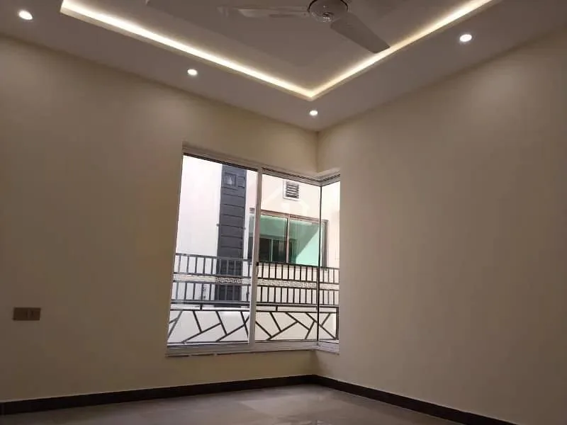 10 Marla House Available for Sale in Sector C1, Bahria Enclave Islamabad