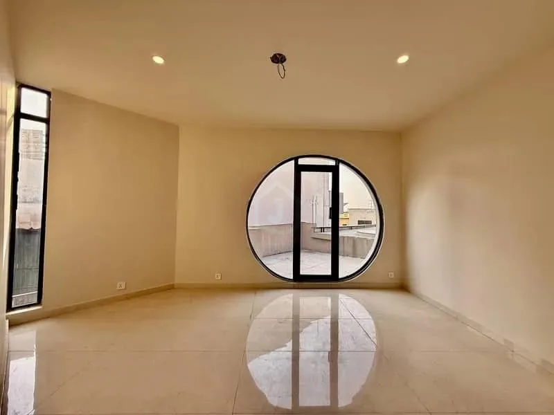 Beautiful 1 Kanal Designer Home Available in DHA Phase 2