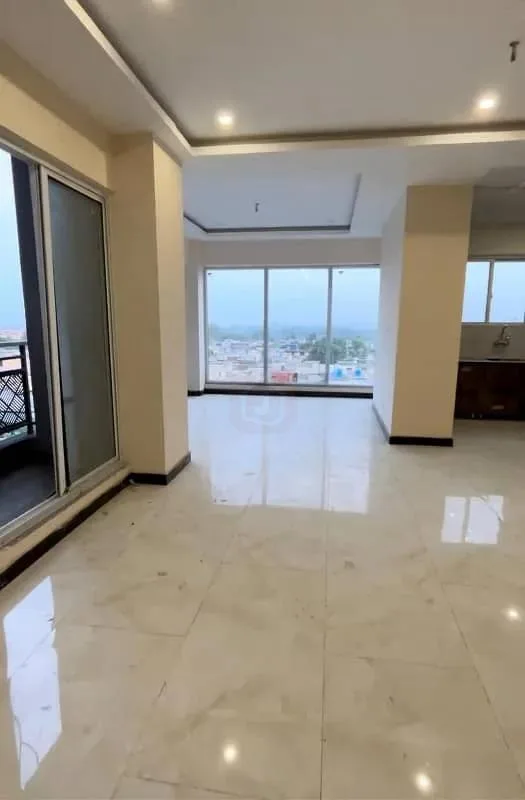 House Available on Main Boulevard in Top City 1