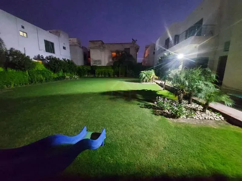 Contact Us to Purchase a 2 Kanal House in Lahore