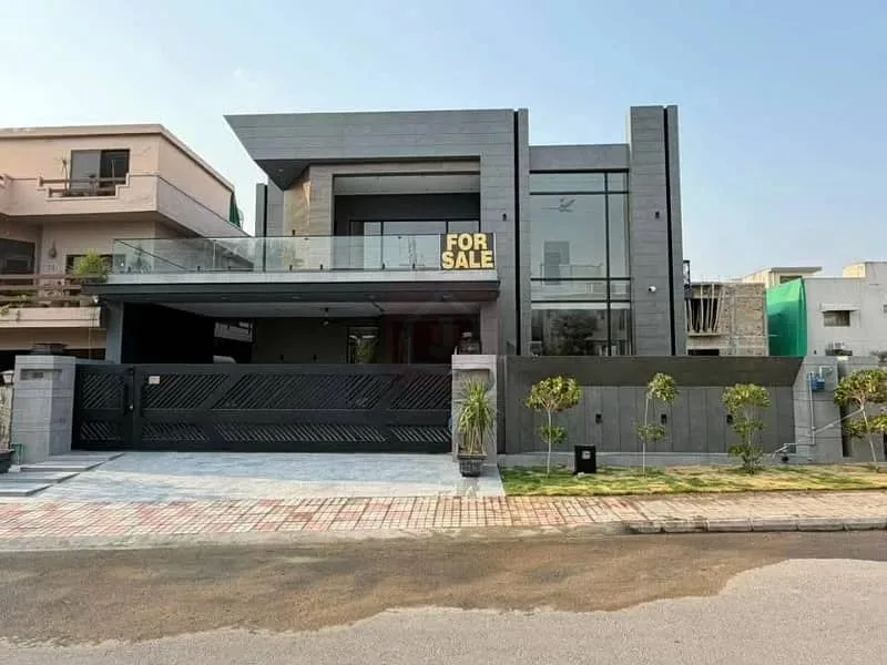 1 Kanal Luxurious Designer House for Sale in DHA Phase 2