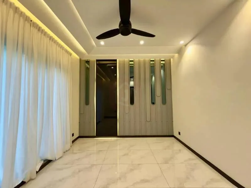 A Luxurious Mansion With 10 KV Sollar. Wide Approach Excellent Location DHA 9 Town House For Sale