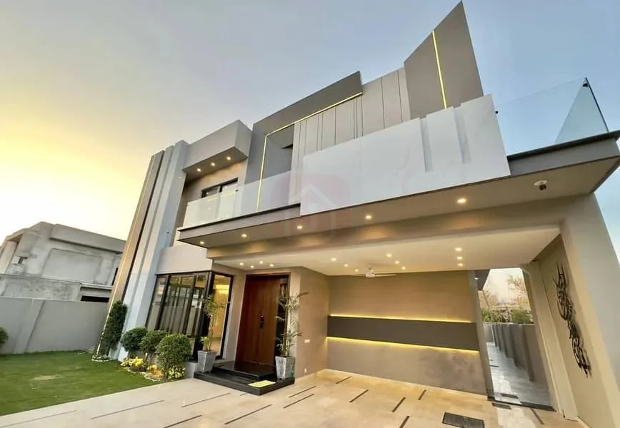 1 Kanal House Available in DHA Phase 2's Prime Area