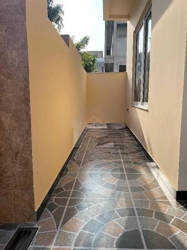 10 Marla Newly Constructed Home Available for Purchase