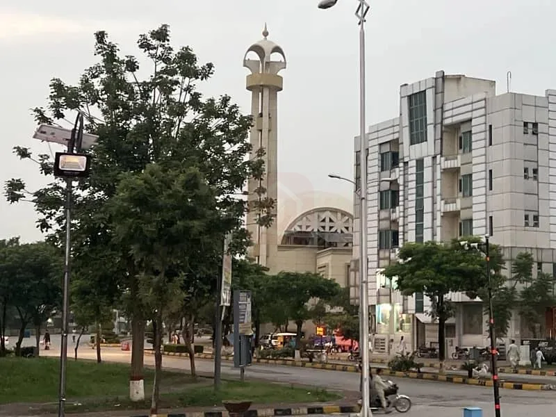 8 Marla House for Sale in F-17, Islamabad - CDA Approved