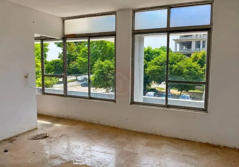 3000 SQFT Office Available in Islamabad's Blue Area