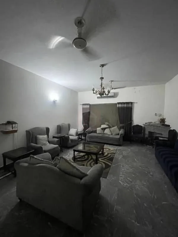 One Kanal Bungalow with 2 Servant Quarters for Sale in DHA Lahore