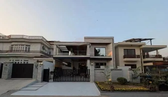 Fully Furnished House for Sale in F-10, Newly Renovated