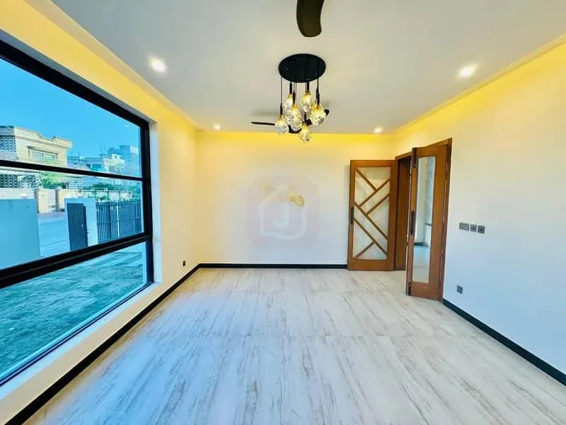 Newly Built 1 Kanal Designer Home