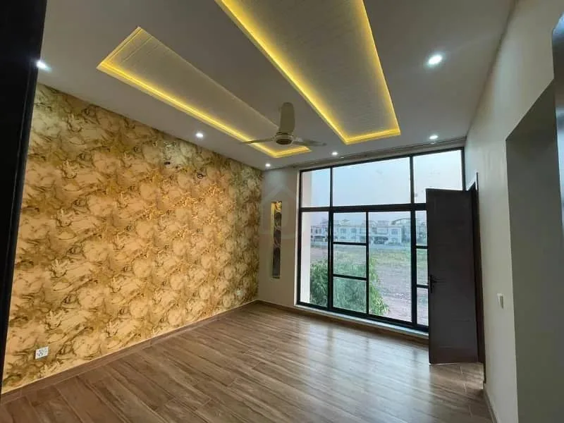 Newly Built 10 Marla House Available in Bahria Enclave Sector C1, Islamabad