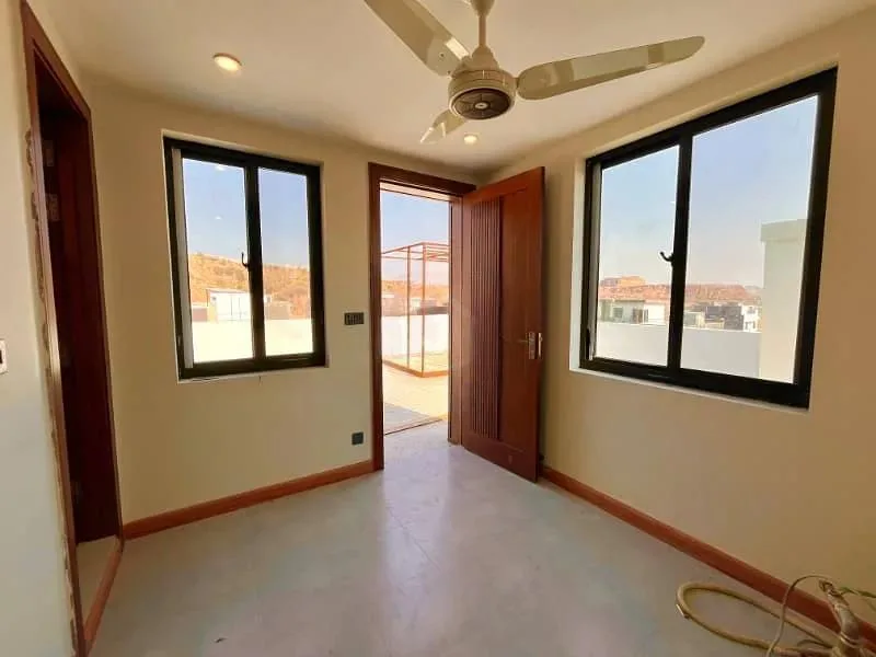 Luxurious 5 Marla Designer Home for Sale in DHA Phase 3, Islamabad