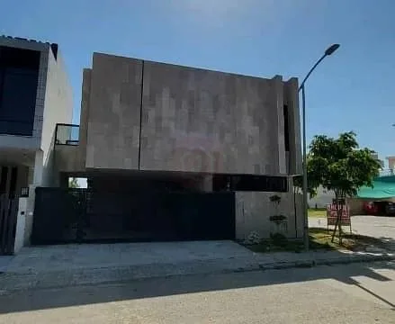 10 Marla Corner Home for Sale in Top City 1, Islamabad
