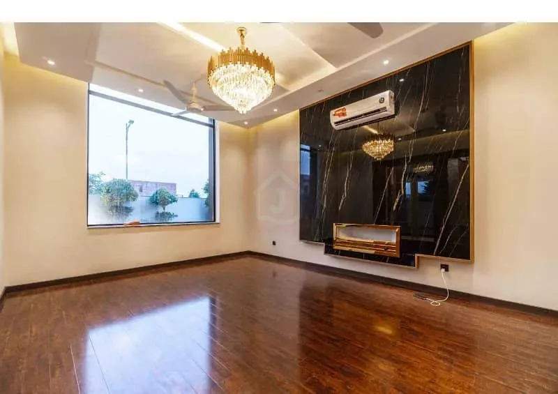 10 Marla Home for Sale in DHA Phase 5 - Contemporary Design Awaits You!